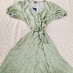 NWT Button down floral dress